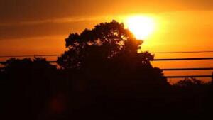 Martes caluroso con probabilidad de lluvias y chaparrones