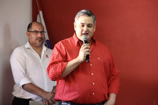 Popular / Diputado cañea a equipo Yo Creo por no hacer nada en 6 años: "¿Qué hicieron?"