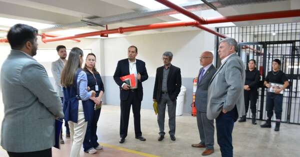 Diario HOY | Defensor del Pueblo destaca infraestructura del COMPLE, pero sugiere algunas mejoras