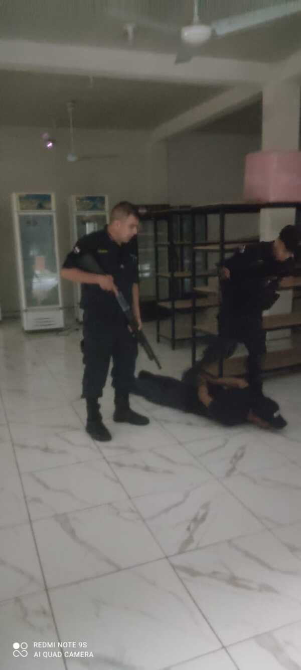 Detenido en flagrancia mientras intentaba robar en un local en construcción en Encarnación