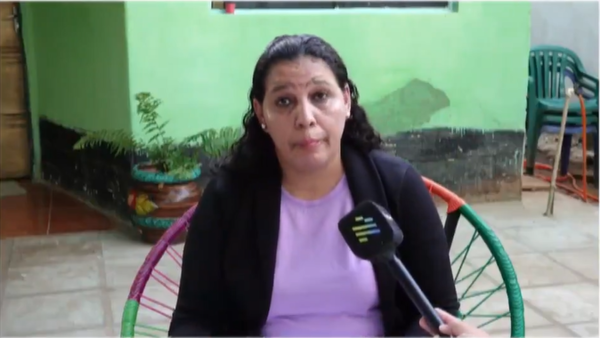 Profesora denuncia haber pagado G. 78 millones por un microondas y aún le reclaman deuda