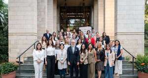 La Nación / BID y MEF impulsan liderazgo femenino con 27 nuevas egresadas