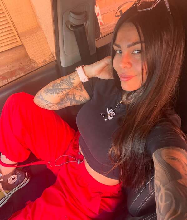 Popular / El corazón de Gloria Jara está dividido entre dos países: "El cariño de la gente me llena mucho el corazón"