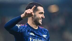 Merino completa el cuarto triunfo del Arsenal