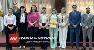 DISTINGUEN A JOVEN LÍDER SOCIAL POR SU APOYO A PACIENTES CON CÁNCER
