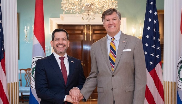 Presidente de Diputados impulsa mayor cooperación con EE.UU. y analiza la apertura de vuelos directos