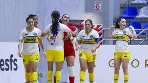 Colonial gana y apunta a los cuartos de final