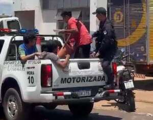 Tres heridos en un violento enfrentamiento entre adictos en la plaza del Mercado de Abasto de CDE - ABC en el Este - ABC Color