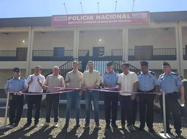 Peña y Alliana cumplieron agenda en Humaitá y Pilar con inauguraciones y polémicas - Nacionales - ABC Color