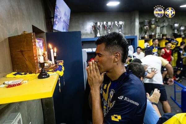 “Chiquito” Giménez: “Tengo que hacerle un gol a Cerro Porteño antes de retirarme” - Sportivo Trinidense - ABC Color