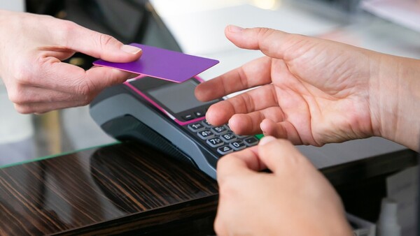 Lo que tenés que saber: Suben tasas de consumo, médicos logran acuerdo y división por remoción en la Corte