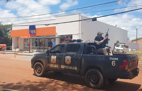 Tres detenidos en allanamientos por asalto al banco de Katueté - Policiales - ABC Color