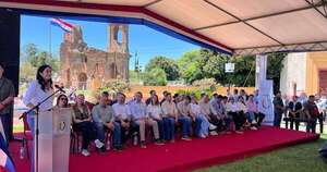 Diario HOY | Firman contrato para construir segunda ruta de hormigón del país