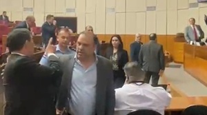 “Sos un gran badulaque”: el senador Núñez estalló contra Riera por el uso del polígrafo en los ascensos policiales