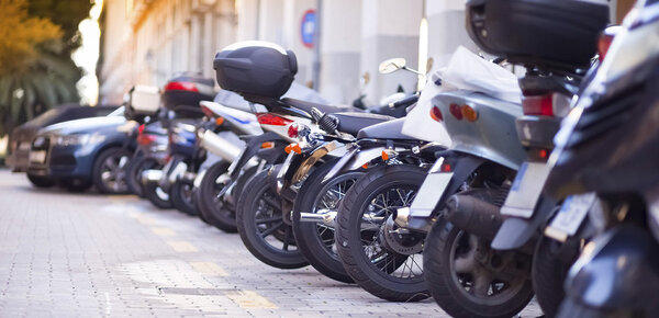 Aumento de motocicletas y plataformas genera mayor riesgo vial - Portal Digital Cáritas Universidad Católica