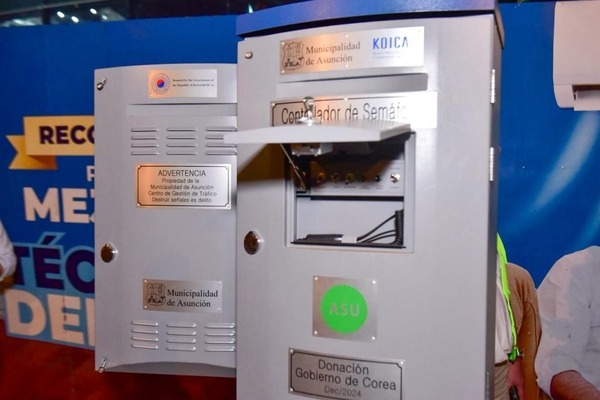 Asunción avanza con la instalación de semáforos inteligentes en 20 nuevos cruces