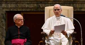 La Nación / León XIV critica despliegue de EE. UU. frente a Venezuela: “Con la violencia no ganamos”