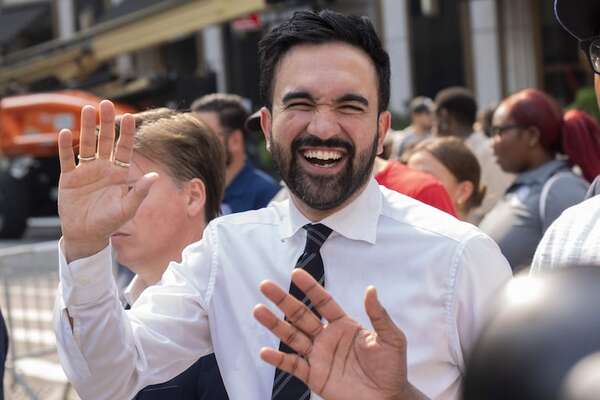 Quién es Zohran Mamdani, el “socialista” musulmán elegido alcalde de Nueva York  - Mundo - ABC Color