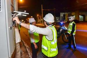 ¿Más semáforos para agilizar el tránsito? Esto argumenta la Municipalidad - Nacionales - ABC Color