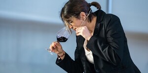 Una sommelier paraguaya se consagró como la que más sabe de vinos en Argentina