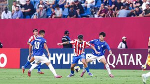 Uzbekistán sorprende a Paraguay