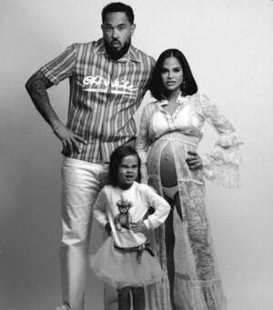 Natti Natasha ya tiene a su segunda hija en brazos - Gente - ABC Color