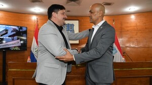 Cartismo escoge a disidente Arturo Almirón como presidente de la Junta Municipal de Asunción