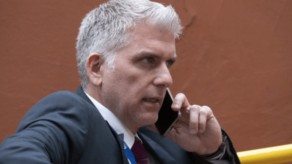 Directorio liberal “recomendaría” a Saguier renunciar a su precandidatura - ADN Digital