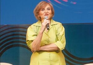 La huella de las cuerdas de Berta Rojas con artistas latinos