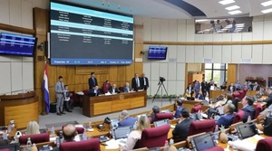 Senado aprueba ley de protección de datos con polémico artículo sobre información pública