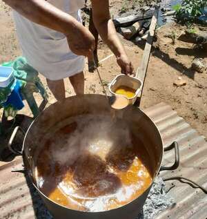 Peña hambrea a “ollas populares” y el año próximo podría terminar de matarlas, alertan - Política - ABC Color