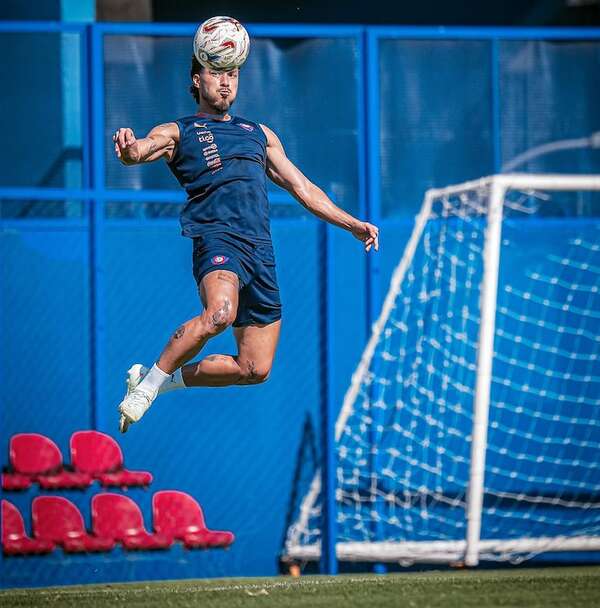 Cerro Porteño: Valdez y un enmascarado - Cerro Porteño - ABC Color