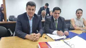 Anulan acusación y sobreseen a Efraín Alegre en juicio oral