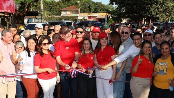 A días de elecciones en CDE, Vaesken aparece en inauguración de obras de Itaipú con los Zacarías