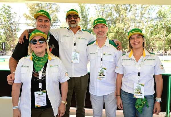 Petrobras encendió la pasión del Transchaco Rally 2025 - Sociales - ABC Color