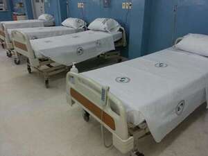 IPS avanza en cuestionada licitación por G. 160.000 millones para sábanas - Política - ABC Color