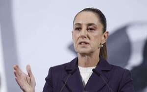 La presidenta de México denuncia al hombre que la acosó sexualmente en la calle  - Mundo - ABC Color