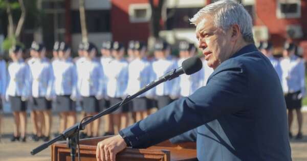 La Nación / Honor Colorado respalda gestión de Riera como ministro