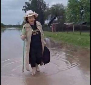 Jueza de paz del Chaco, de 73 años, pasa odisea para llegar a su despacho
