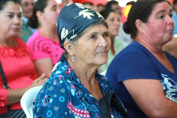 Beneficios para adultos mayores: proponen descuentos en servicios básicos