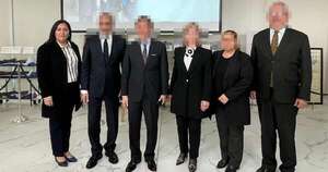 MEC defiende “autoasignación” de beca para directora - Nacionales - ABC Color