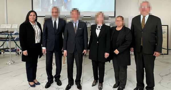 MEC defiende “autoasignación” de beca para directora - Nacionales - ABC Color