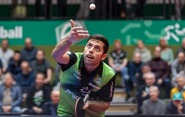 Marcelo Aguirre es distinguido como el Mejor Jugador del Mes en la Bundesliga