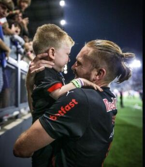 Popular / El Vikingo anotó un golazo en el triunfo de Bragantino