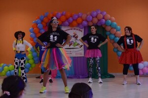 Popular / Doctores de la Risa invitan a bailar para regalar sonrisas en Navidad