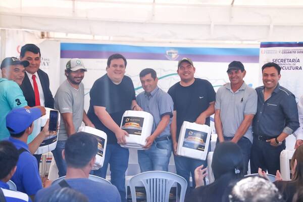 Gobernación entregó fertilizantes a distintos grupos de productores