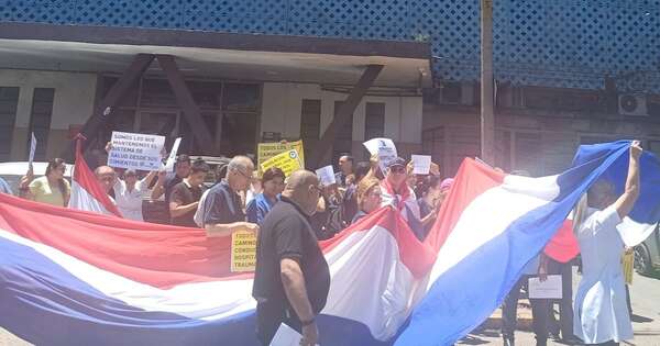 Diario HOY | Protestan en el Hospital de Trauma para exigir mayor presupuesto y desprecarización