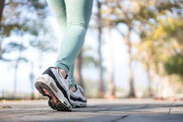 Redefiniendo el movimiento: ¿cuántos pasos necesitás realmente para una salud ideal? - Estilo de vida - ABC Color