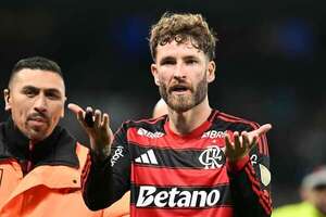 Brasileirão: Flamengo tropieza  y le sirve el liderato en solitario al Palmeiras - Fútbol Internacional - ABC Color