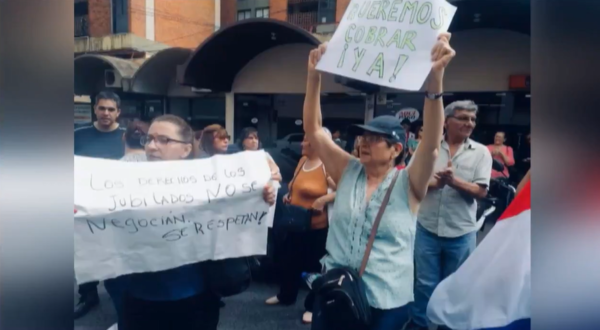 Liberan fondos para pago parcial de jubilados municipales